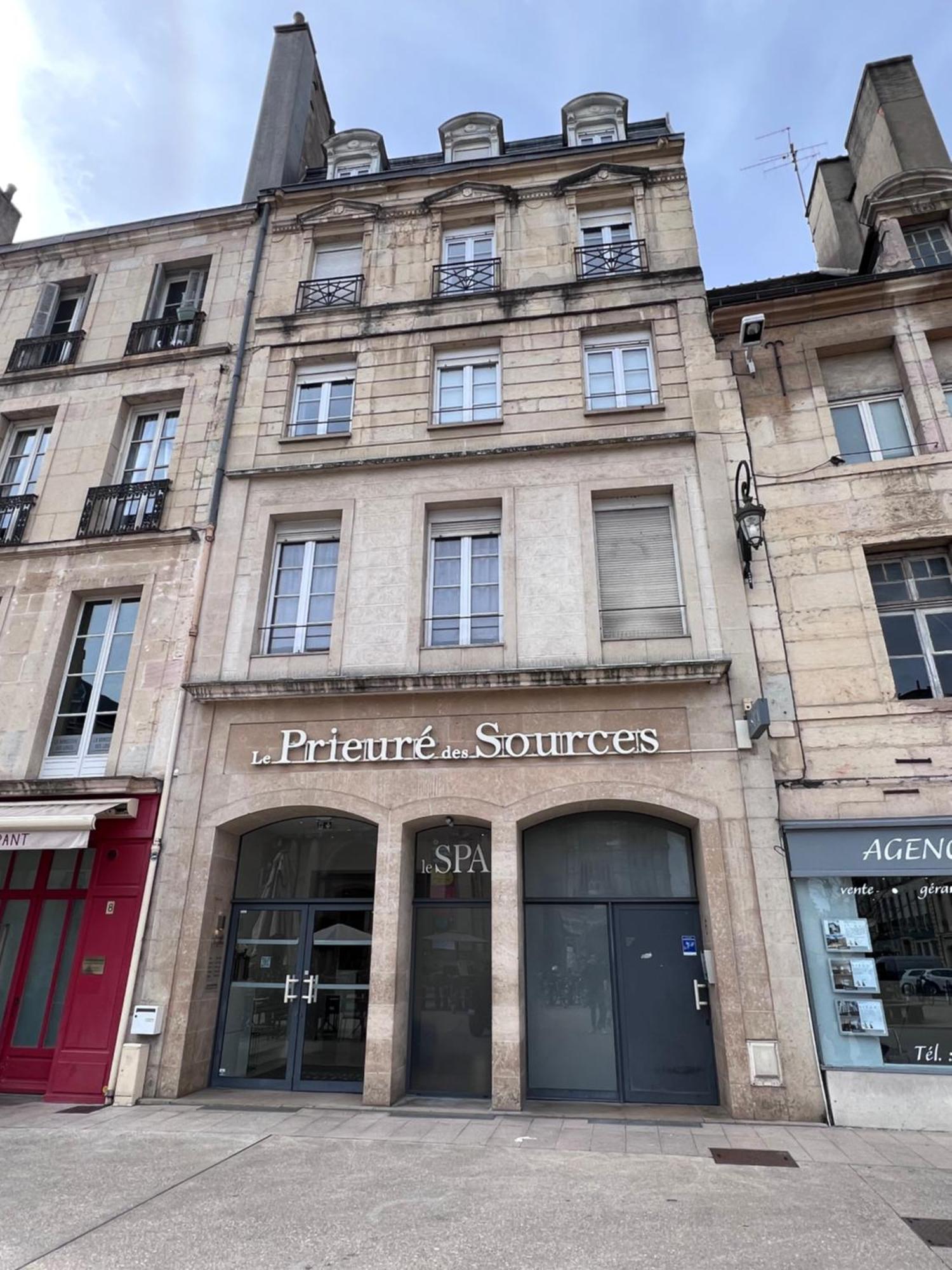 Le Theatre : Centre Historique Leilighet Dijon Eksteriør bilde